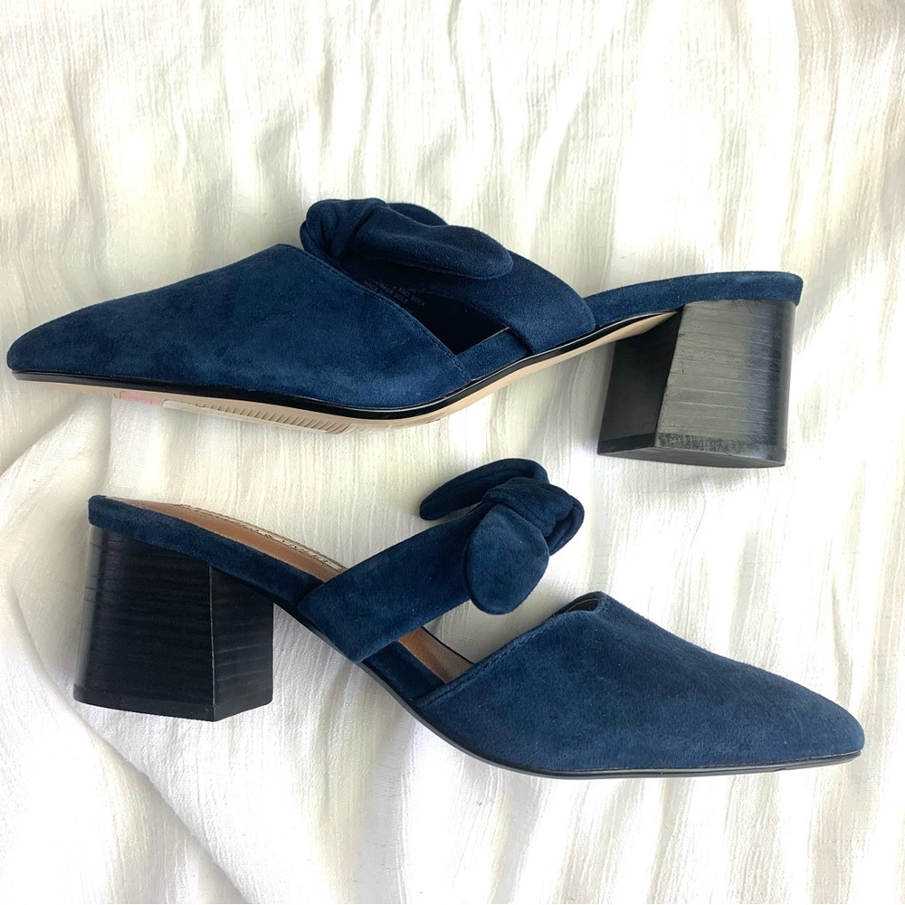 Chelsea & Violet CV-Molly Dark Blue Suede Mules